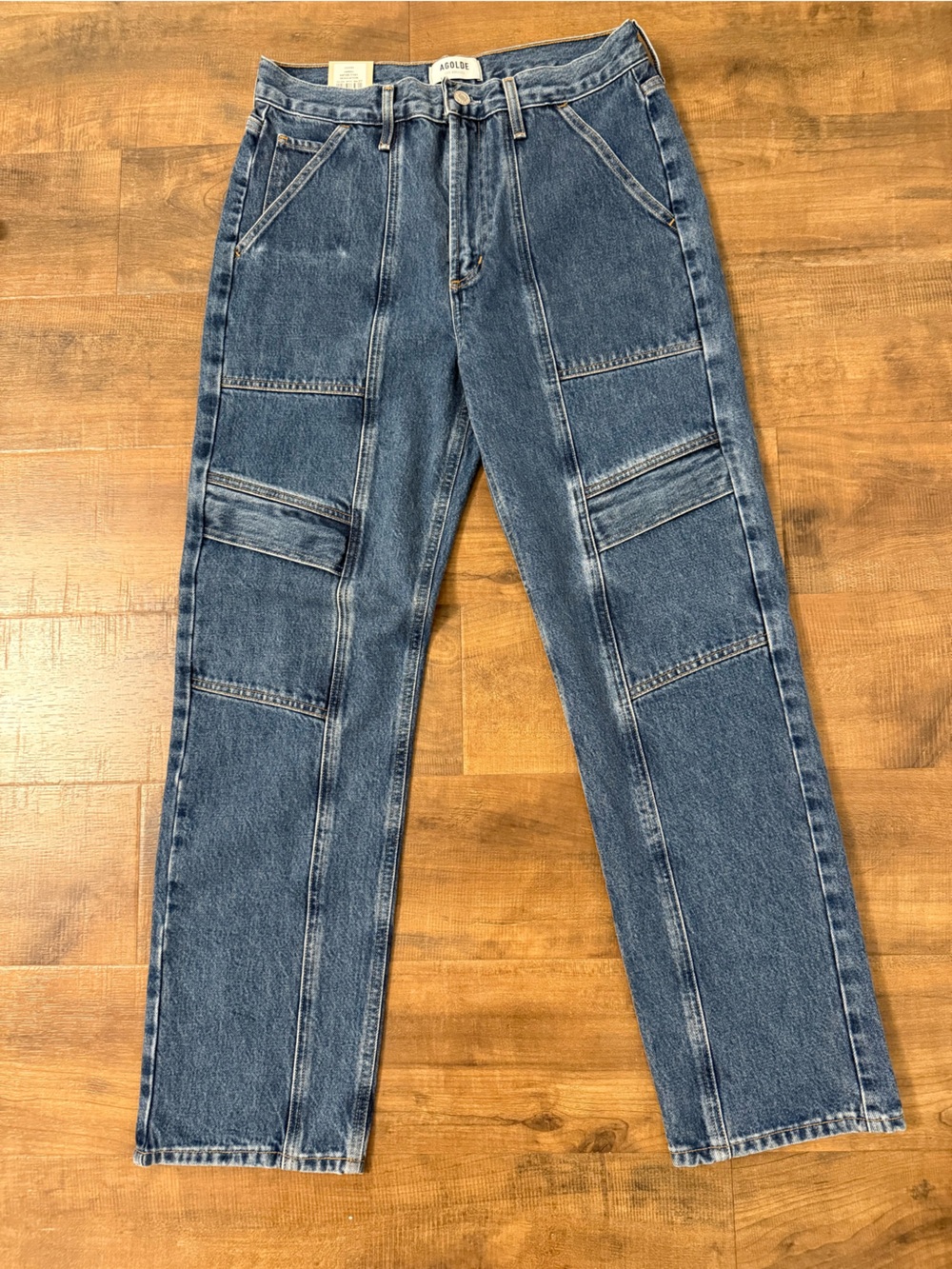 NWT Women Agolde Straight-Leg Cargo in Regulation size 27